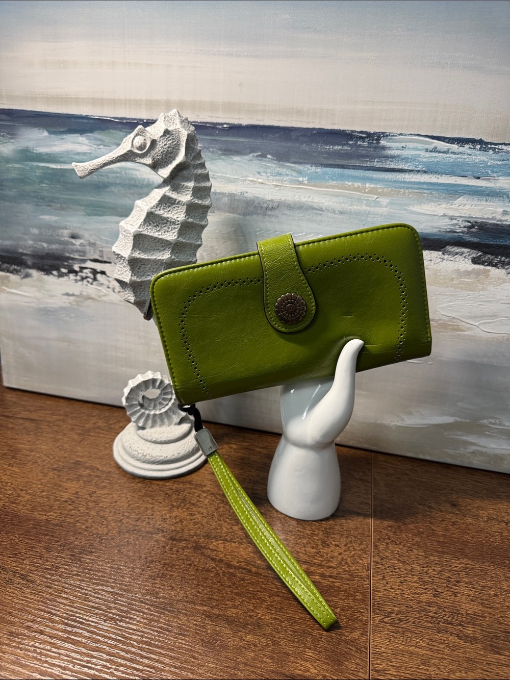 Bostonian Green Leather Wristlet Wallet with Removable Strap